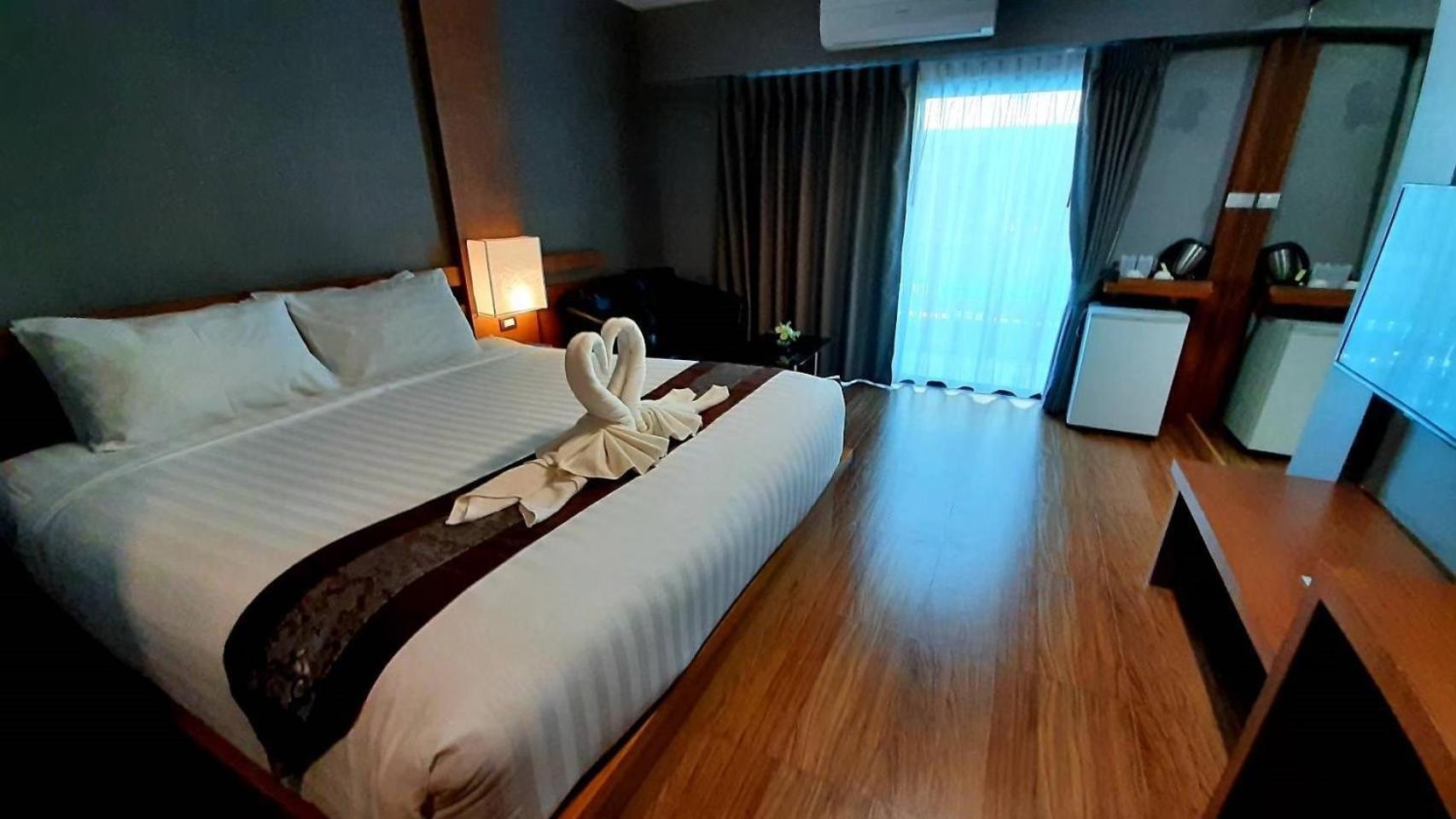 בורי ראם Buritel Hotel מראה חיצוני תמונה
