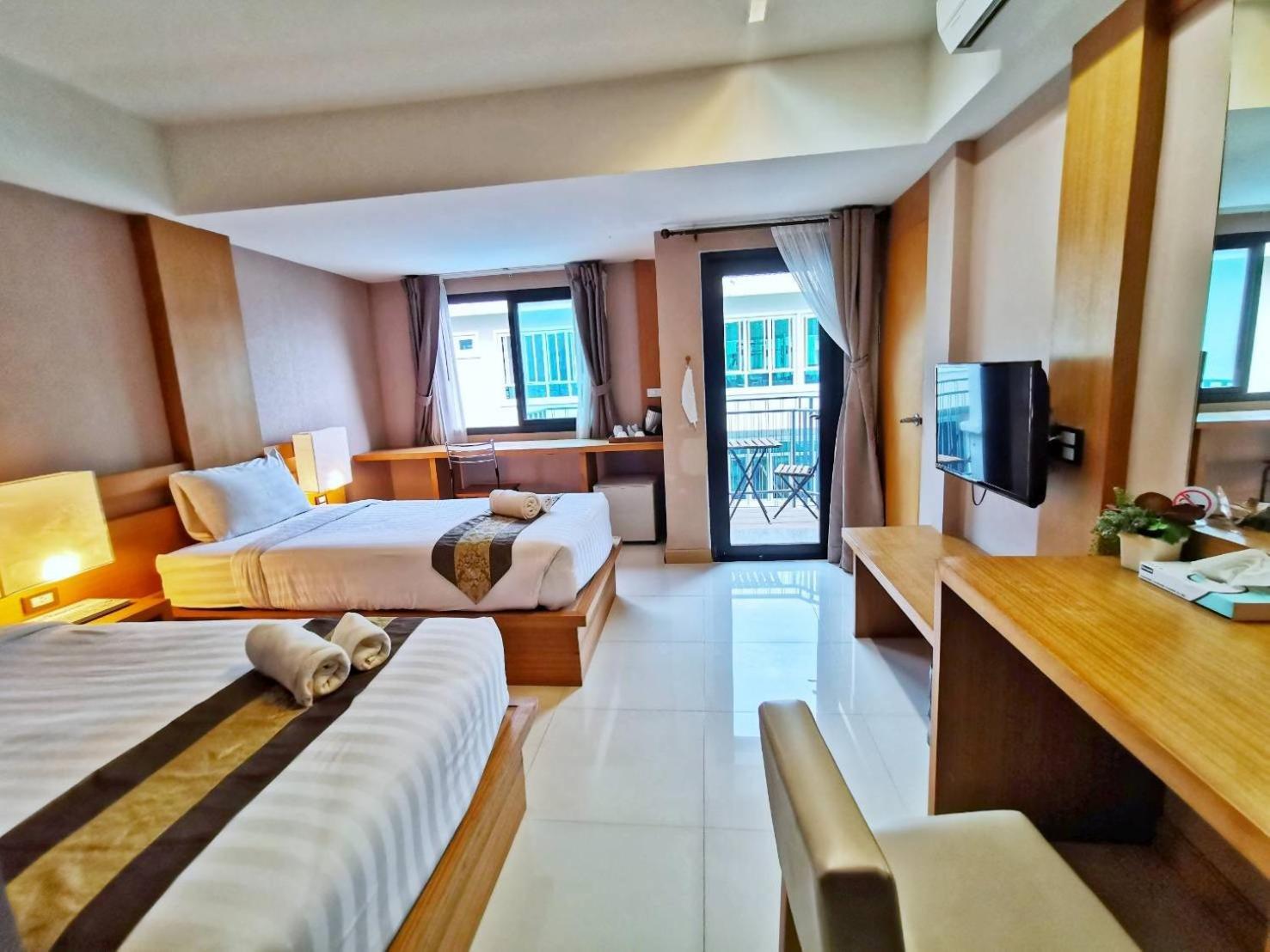 בורי ראם Buritel Hotel מראה חיצוני תמונה